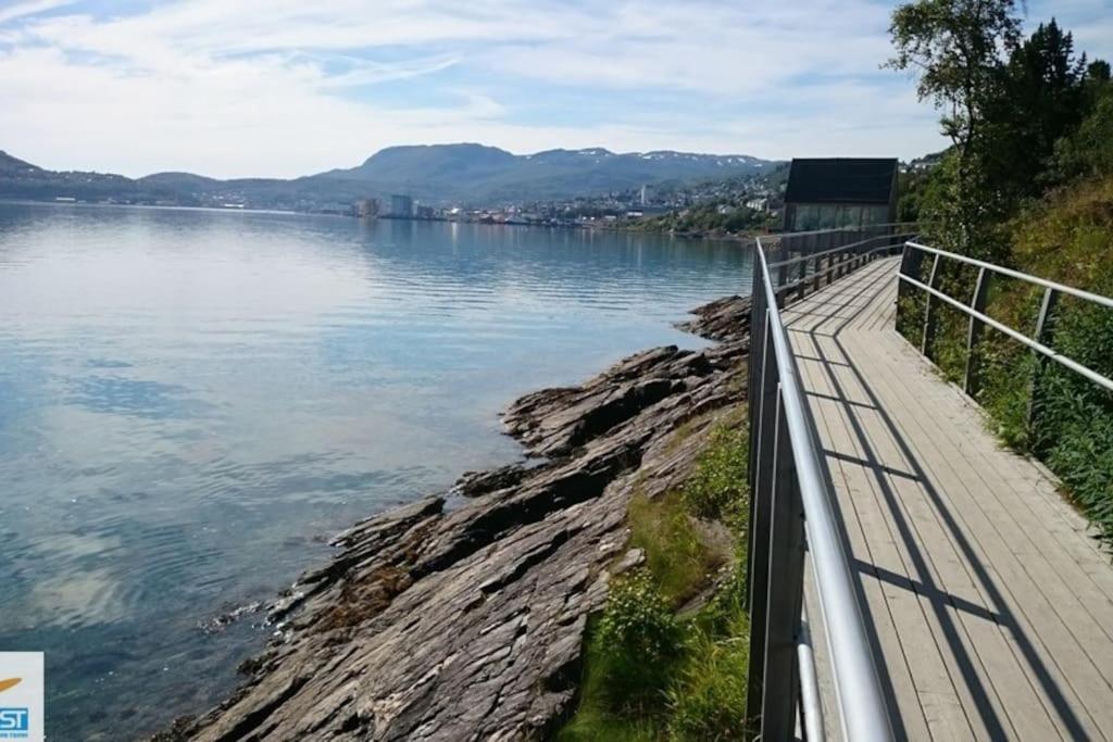 Hel Utleieleilighet I Harstad Apartment Exterior photo